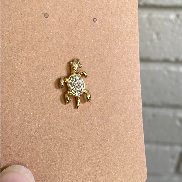 Charming Gold Tone Turtle Pin with Sparkly Rhinestone Accents - Picture 8 of 10